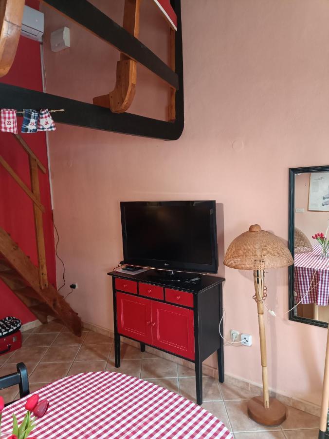 Apartments Popaj Komiža Exterior foto